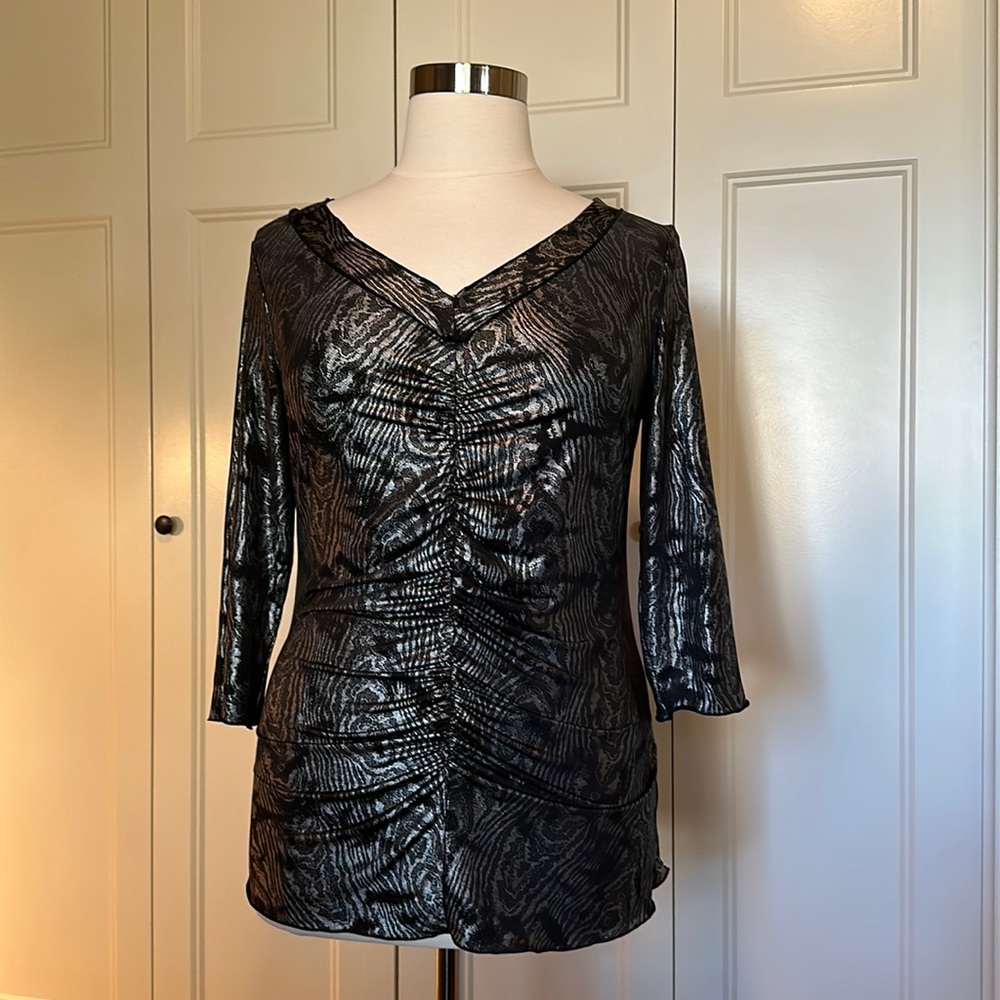 Essentials By Milano Silver and Black Ruched Top Size L